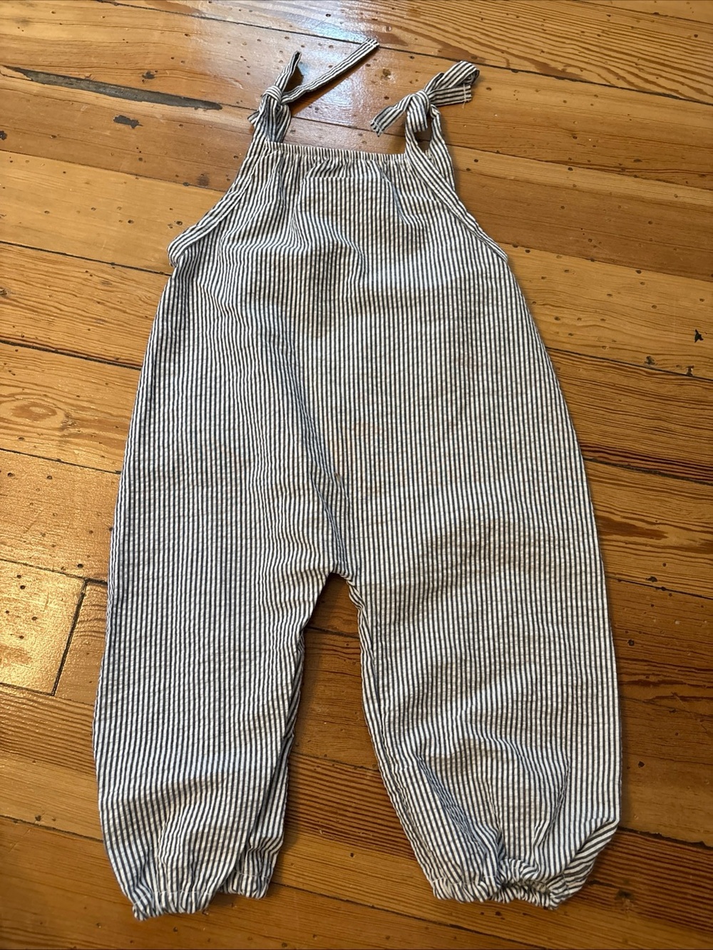 Beachwood Baby Jumpsuit Blue Striped Tie 100% Cotton USA 6-12 Months Sleeveless